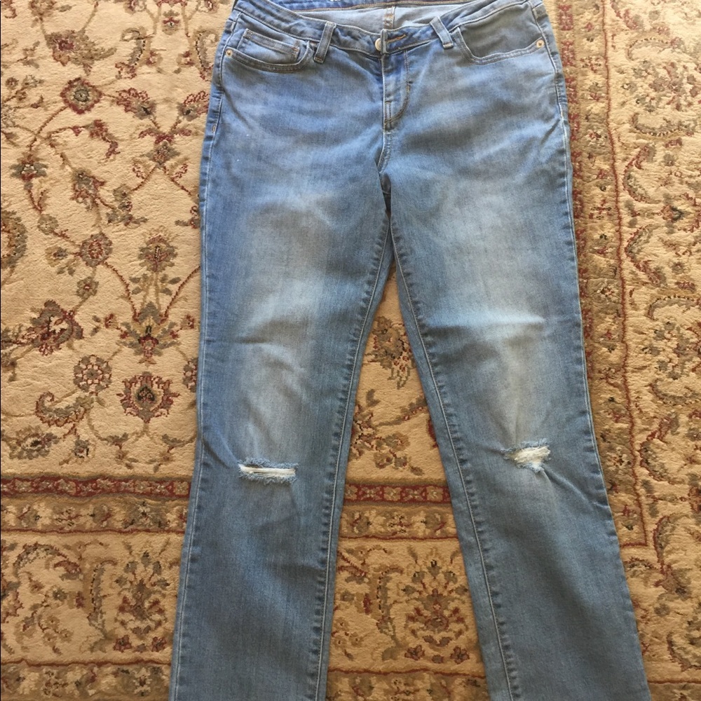 Professionally altered to a 4 foot 9 inch woman